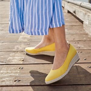 LifeStride NWOT Karma Loafer Yellow Espadrille Wedge Shoes, Women’s Sz 6.5